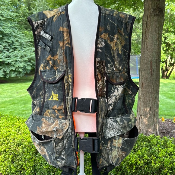 HUNTER SAFETY SYSTEM  REVERSIBLE VEST WITH HARNESS - Picture 1 of 12